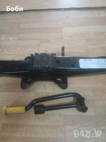 Авариен крик Додж гранд карнавал оем , снимка 16 - Аксесоари и консумативи - 52591642