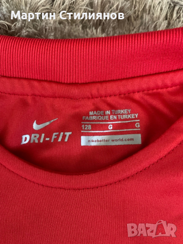 Nike , снимка 2 - Детски тениски и потници - 36177895
