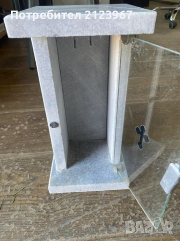 Фенер от мрамор с вратичка, снимка 2 - Траурни и погребални услуги - 53732396