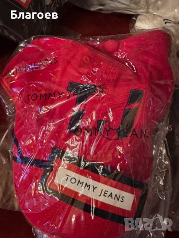Шапки Tommy Jeans, снимка 2 - Шапки - 41850443