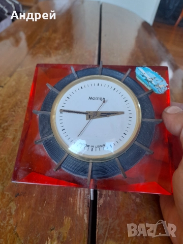 Стар настолен часовник,будилник Мълния,Molnija, снимка 2 - Антикварни и старинни предмети - 52851264