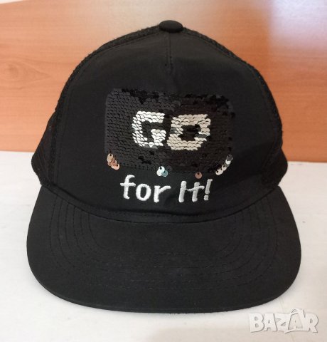 Детска шапка с козирка "Go for it", снимка 2 - Шапки - 41518568