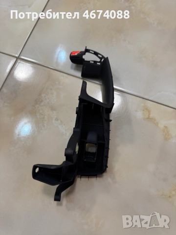 Вътрешна част на дръжката на предна дясна врата на Ауди Audi A8 D4 4H само за 50лв. 4H1959518, снимка 3 - Части - 52727411