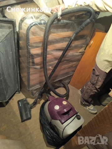 Прахосмукачка Zelmer Profi, снимка 2 - Прахосмукачки - 51084602