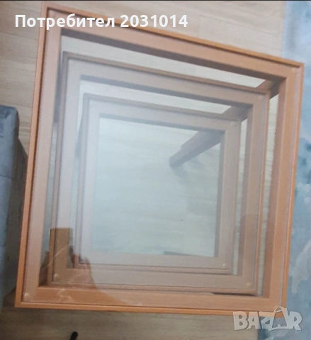 Масички за кафе влизащи една под друга 