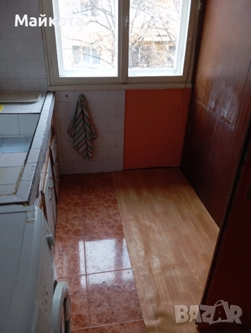 Тристаен апартамент под наем ,обзаведен,център., снимка 5 - Апартаменти - 52305512