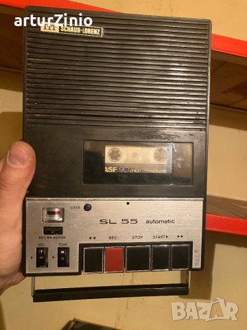 Стар касетофон, снимка 4 - Радиокасетофони, транзистори - 42459643