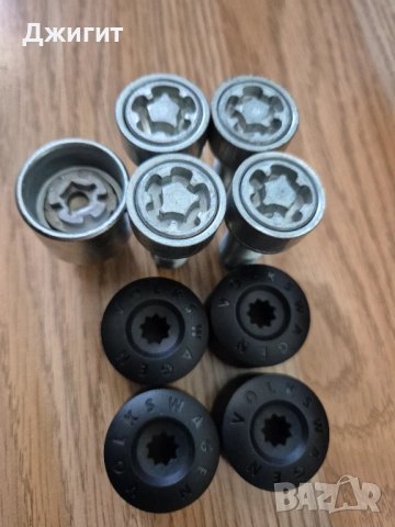 Комплект 4бр оригинални секретни болта за VW Skoda Seat Audi , снимка 3 - Части - 53701810