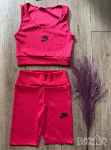 дамски екипи Nike , снимка 3 - Спортни екипи - 50580134