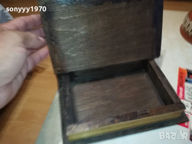 РЕТРО КУТИЯ ОТ СОЦА С ВИЗИЯ НА КНИГА 0208252027LCHERY, снимка 6 - Антикварни и старинни предмети - 51230359