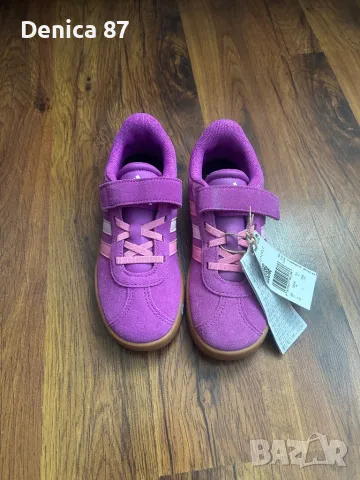 Adidas нови маратонки, снимка 2 - Детски маратонки - 50160954