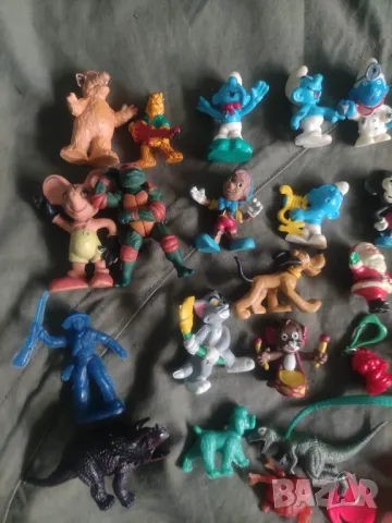 Продавам гумени играчки: Алф , смърфове, динозаври..., снимка 2 - Нумизматика и бонистика - 34111381