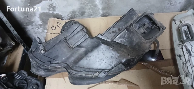 Smart Forfour - десен фар, снимка 2 - Части - 50584765