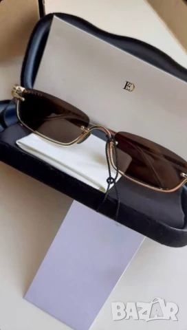 очила с калъф burberry gucci celine prada , снимка 14 - Слънчеви и диоптрични очила - 50596434