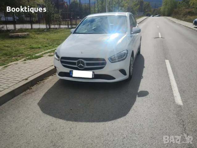 Mercedes B180 2022 , снимка 9 - Автомобили и джипове - 48721605