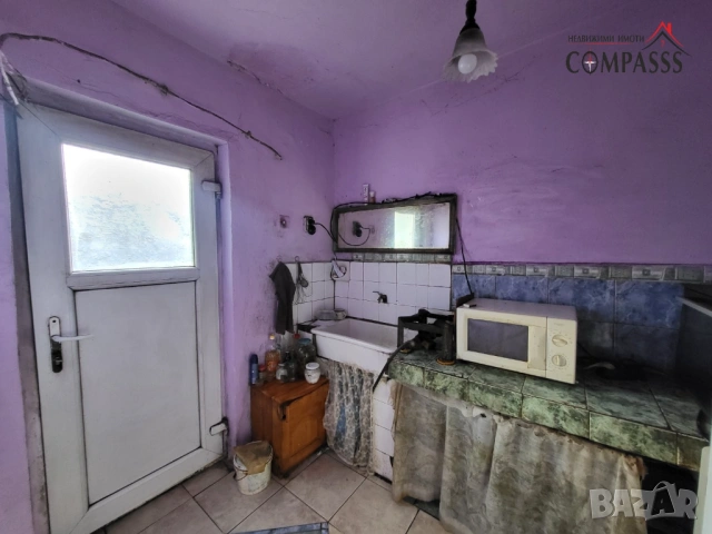 гр. Ген. Тошево-ЦЕНТЪР, Обл. Добрич, къща с двор – 45000евро!, снимка 4 - Къщи - 53835615