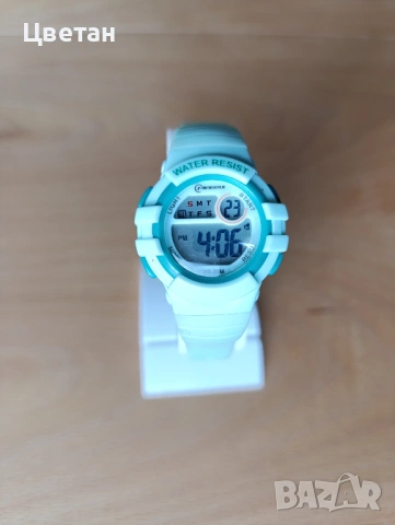 Унисекс детски спортен часовник MINGRUI - видео