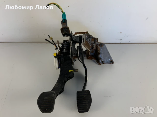 Педали съединител спирачка Пежо Peugeot 3008 5008 (09-17)г.