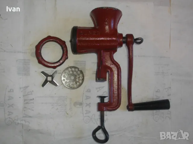 РУМЪНСКА НОВА СОЦ МЕСОМЕЛАЧКА РАЗМЕР №5 СТАРО КАЧЕСТВО МАСИВНА ЧУГУН С ЕМАЙЛ ЗА МЕЛЕНЕ НА КАЙМА