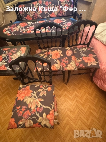 Антична холна гарнитура с две маси, снимка 2 - Дивани и мека мебел - 51792711