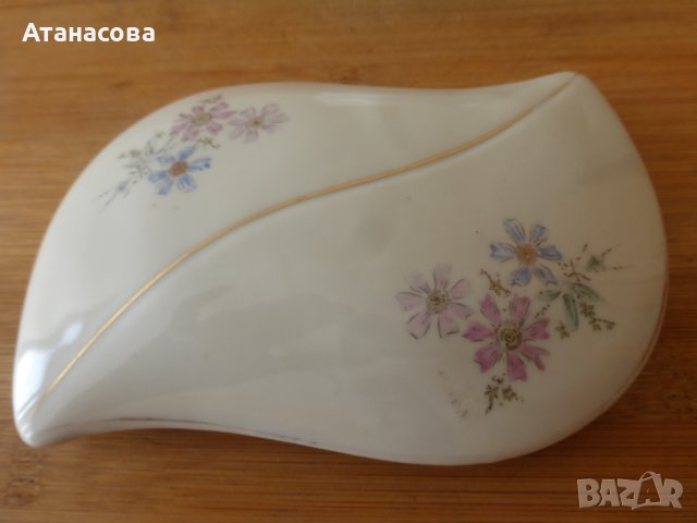 Порцеланова кутия за бижута 1970 г, снимка 7 - Декорация за дома - 41603076