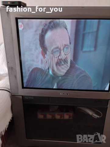Телевизор Sony kv-29fs60r с оригинален шкаф, снимка 4 - Телевизори - 52985580