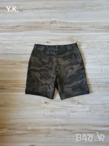 Оригинални мъжки къси гащи Bershka Camo, снимка 1