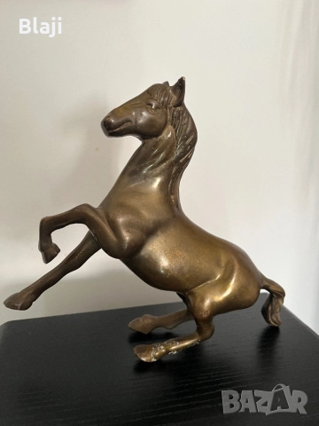 Стара статуетка