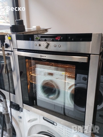 Фурна NEFF Slide&Hide потъваща врата, снимка 5 - Печки, фурни - 53811496