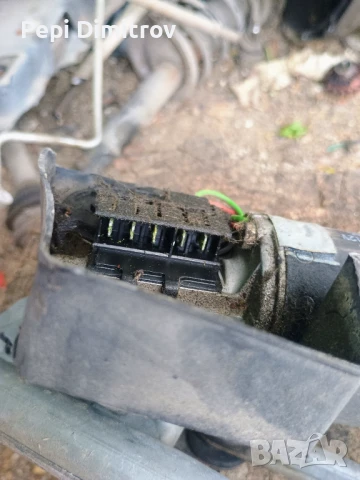 Механизъм рамо моторче чистачки Форд Ескорт 7 Ford Escort VII 0390241307