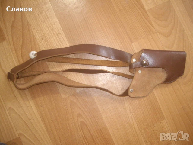 Кобур за скрито носене на пистолет