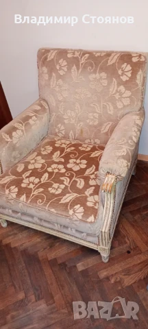 Тапицирано дървено кресло , снимка 4 - Дивани и мека мебел - 50703486