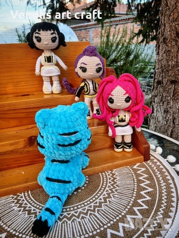 Плетени кукли K рор demon hunters " Хънтрикс " ловци на демони , снимка 5 - Кукли - 52843796