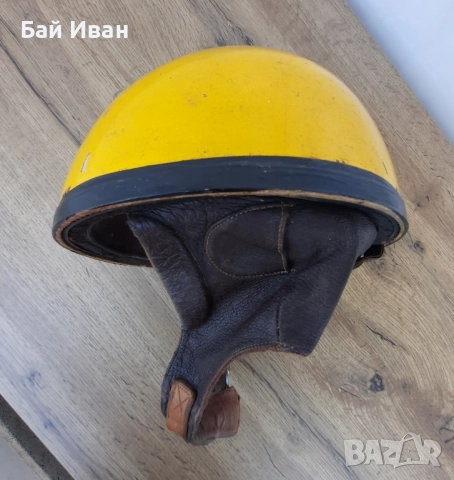 Стара ретро винтидж моторжийска каска - топ цена !