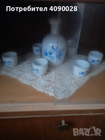 Порцеланов сервиз, снимка 2 - Антикварни и старинни предмети - 53422133