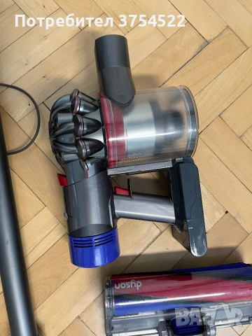 Вертикална прахосмукачка Dyson V8 sv25, снимка 17 - Прахосмукачки - 51218185