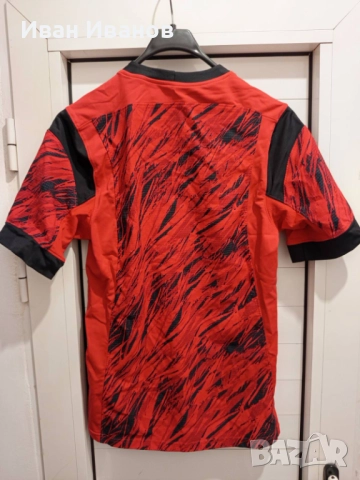 Оригинална ръгби фланелка на Уелс - under armour, снимка 2 - Други спортове - 51706432