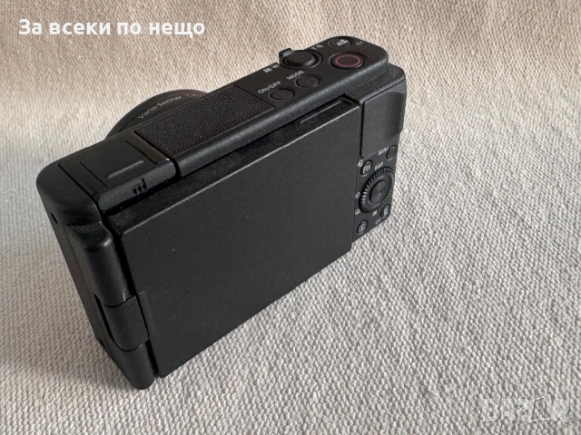 Фотоапарат за влогинг Sony ZV-1 , Vlogging, 20.1MP, 4K, снимка 2 - Фотоапарати - 52846625