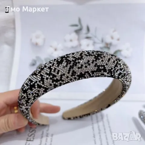 Стилнa диадема с бляскви камъни, ТОП МОДЕЛИ, снимка 4 - Аксесоари за коса - 49505475