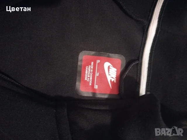 нов анцинг Nike xl комплект, снимка 3 - Спортни дрехи, екипи - 56399323