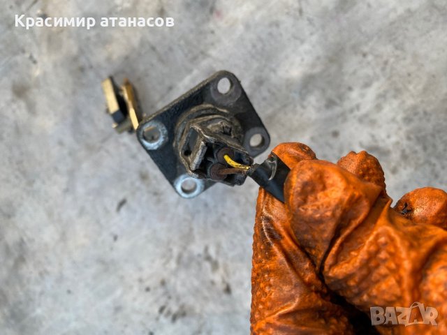 Датчик, ниво на маслото за Тойота корола версо.2007г, снимка 2 - Части - 42318238