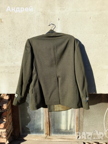 Стара военна куртка #2, снимка 5 - Антикварни и старинни предмети - 52996983