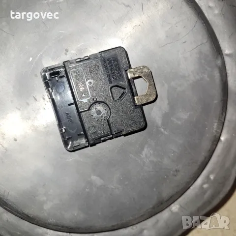 Масивен калаен часовник, снимка 3 - Стенни часовници - 48494846