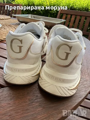 маратонки Guess 38 номер, снимка 4 - Дамски ежедневни обувки - 55727163