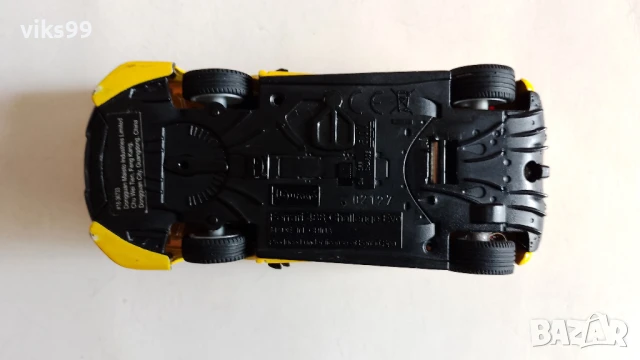 Bburago Shell Racing Ferrari Bluetooth - Мащаб 1:41, снимка 13 - Колекции - 50504534