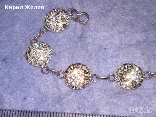 СРЕБЪРНА ФЕШЪН АРТ ГРИВА СРЕБРО 925 Част От КОМПЛЕКТ с БЯЛ ЕМАЙЛ и КРИСТАЛИ 37359, снимка 12 - Гривни - 40488228