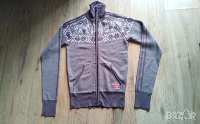 ADIDAS оригинален суитчър, снимка 2 - Детски анцузи и суичери - 50163313