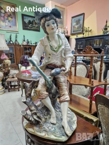 Страхотна голяма антикварна италианска порцеланова фигура статуетка Capodimonte , снимка 2 - Антикварни и старинни предмети - 48695580