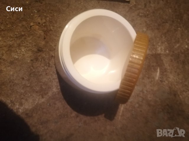 Кутия с капак винт , снимка 3 - Други стоки за дома - 40370323