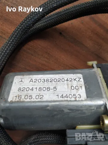 Електромотор за стъклоподемник за Mercedes-Benz C W203 , A20382042, снимка 5 - Части - 49215480